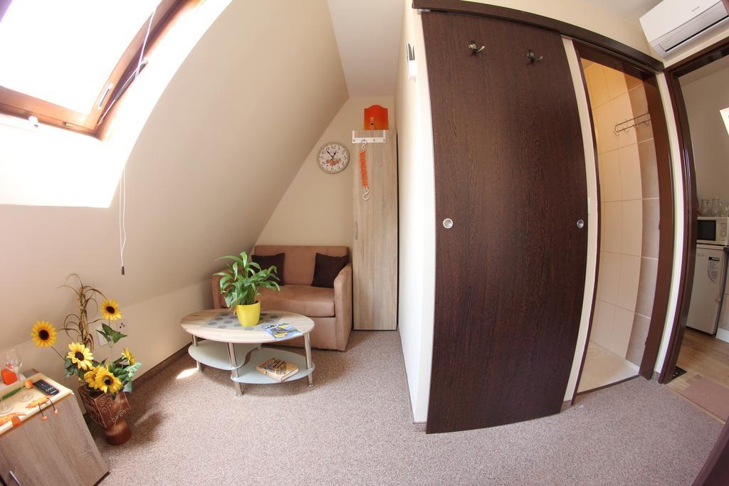 Apartmány Morávka Rychnov nad Kneznou Exterior foto