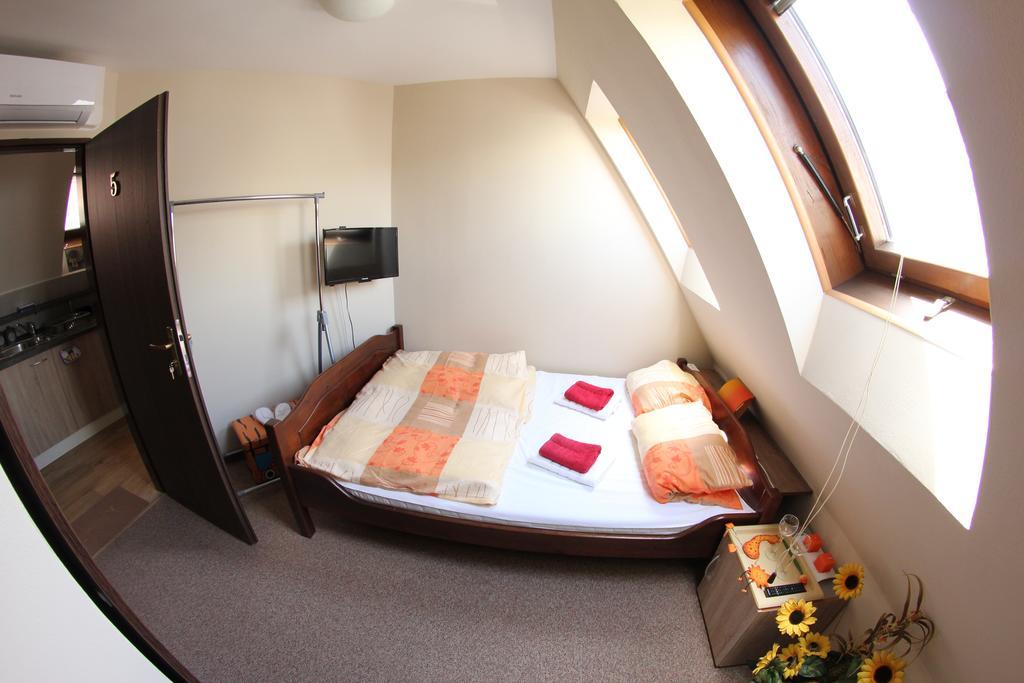 Apartmány Morávka Rychnov nad Kneznou Exterior foto