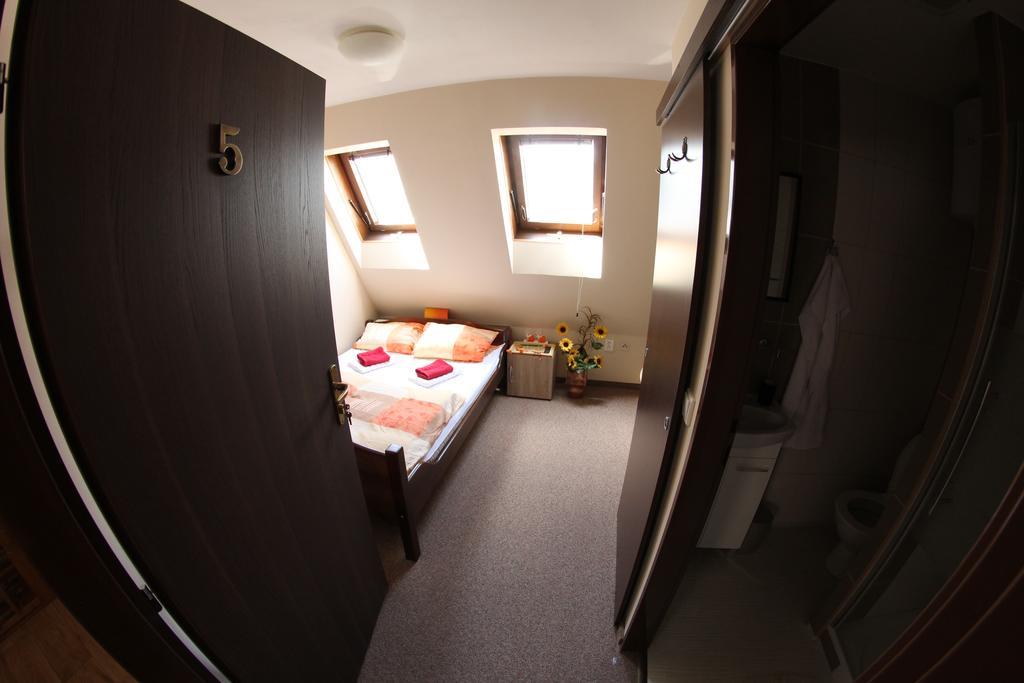 Apartmány Morávka Rychnov nad Kneznou Exterior foto